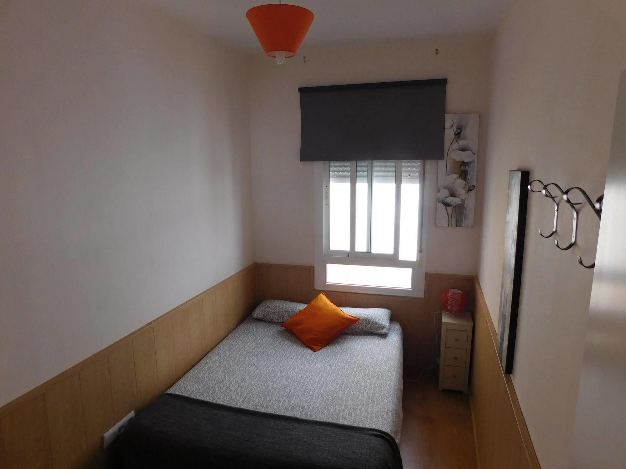 Cadiz Inn Backpackers Екстер'єр фото