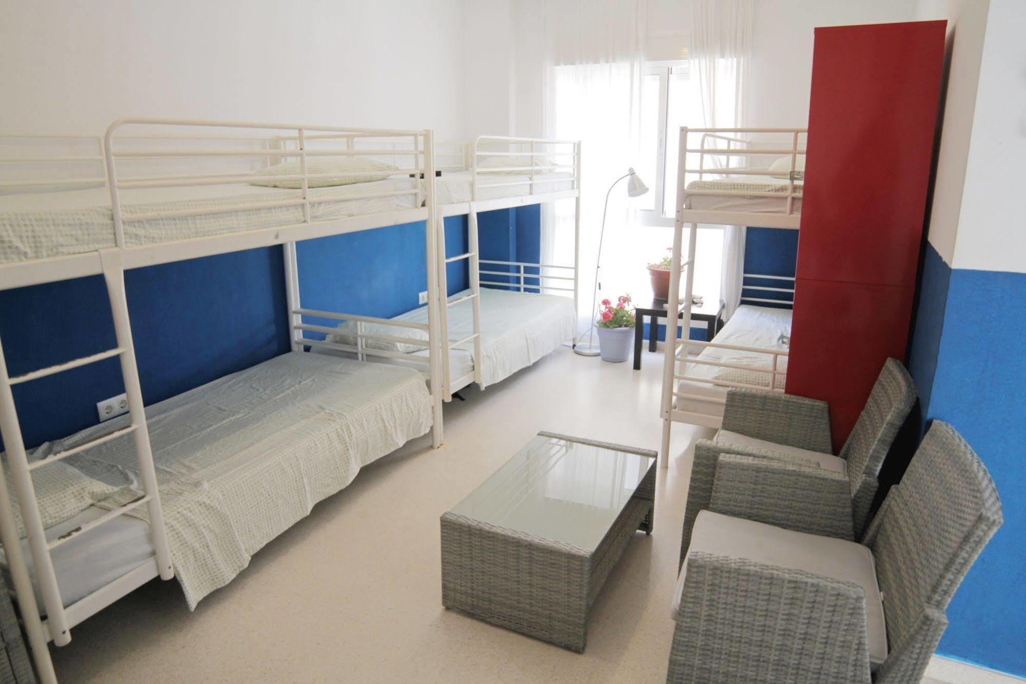Cadiz Inn Backpackers Екстер'єр фото